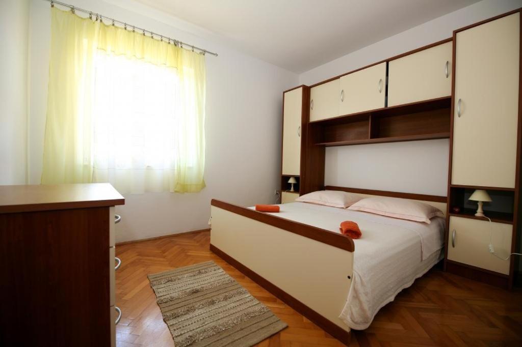 Apartment Merica Slatine Luaran gambar