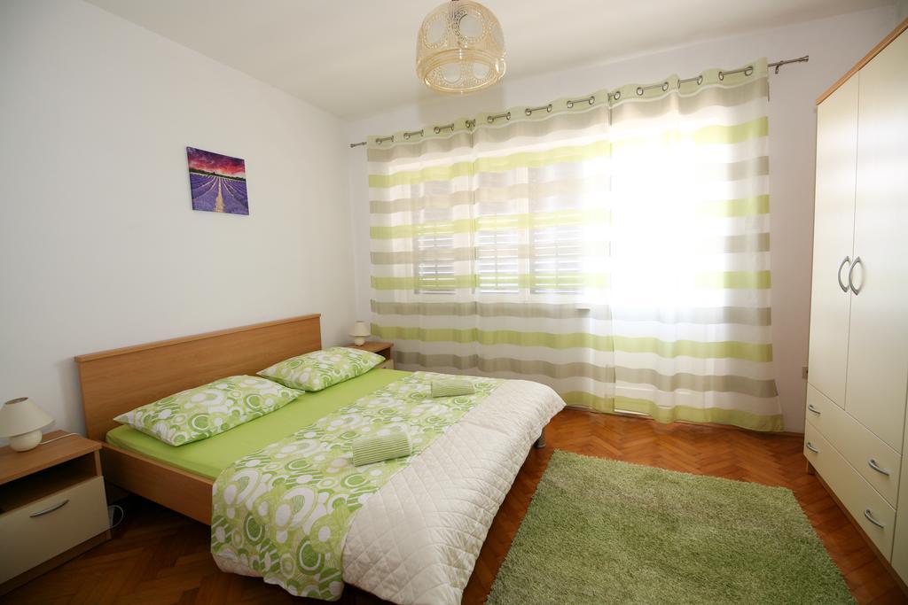 Apartment Merica Slatine Luaran gambar